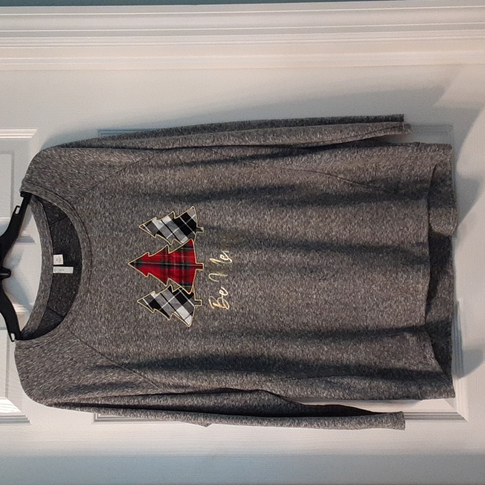 Holiday top "Be Merry". Size M